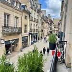 Alfred - Appart-hotel - - Centre Historique Digione