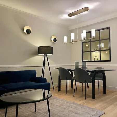 Alfred - Appart-hotel - - Centre Historique Ξενοδοχείο με διαμερίσματα 4*