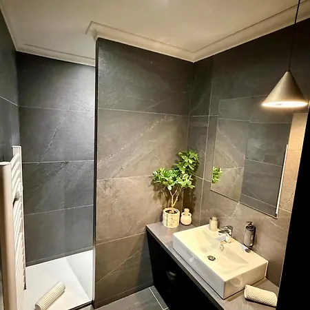 Alfred - Appart-hotel - - Centre Historique Aparthotel