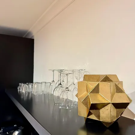 Alfred - Appart-hotel - - Centre Historique Aparthotel