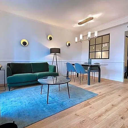 Alfred - Appart-hotel - - Centre Historique 4* Ντιζόν