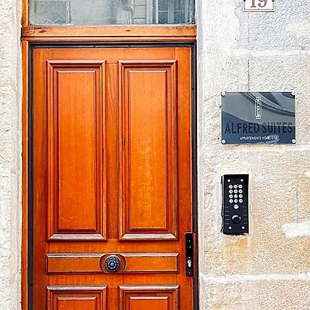 Alfred - Appart-hotel - - Centre Historique 4* Ντιζόν