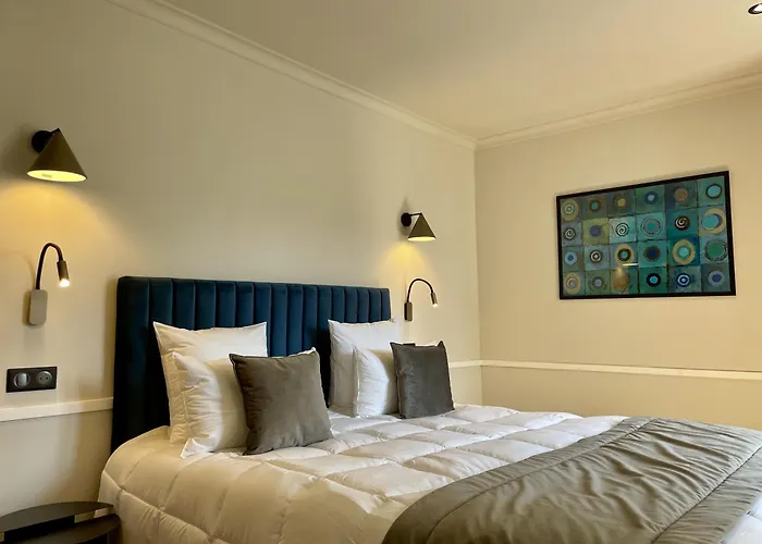 Alfred - Appart-hotel - - Centre Historique 4* Dijon